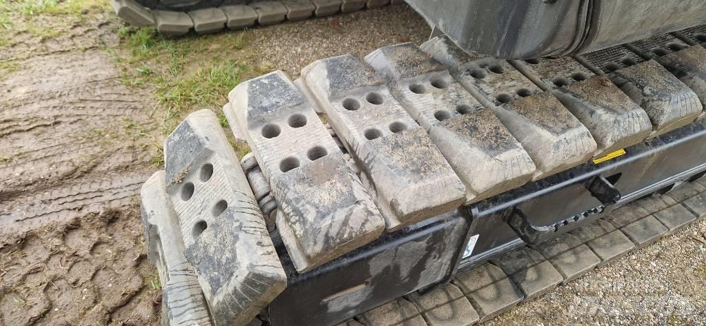 Hitachi ZX 130-7 Vikšriniai ekskavatoriai