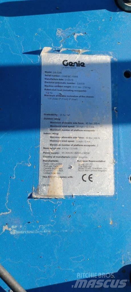 GENIE GS3246 Žirkliniai keltuvai