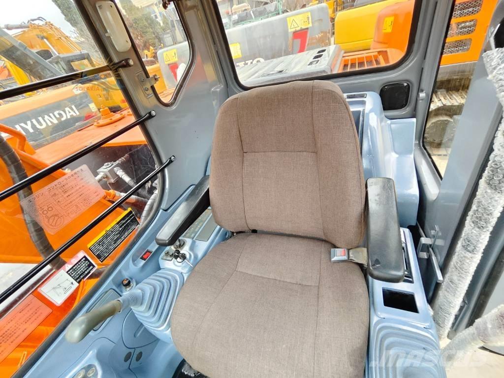 Hitachi EX 120 Vikšriniai ekskavatoriai