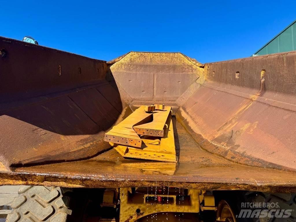 CAT 740 Karjeriniai savivarčiai