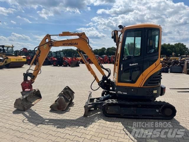 Hyundai R25Z-9 AK Mini ekskavatoriai < 7 t