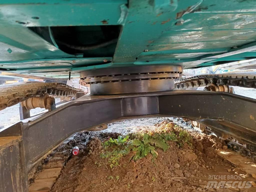 Kobelco SK 140 Vikšriniai ekskavatoriai