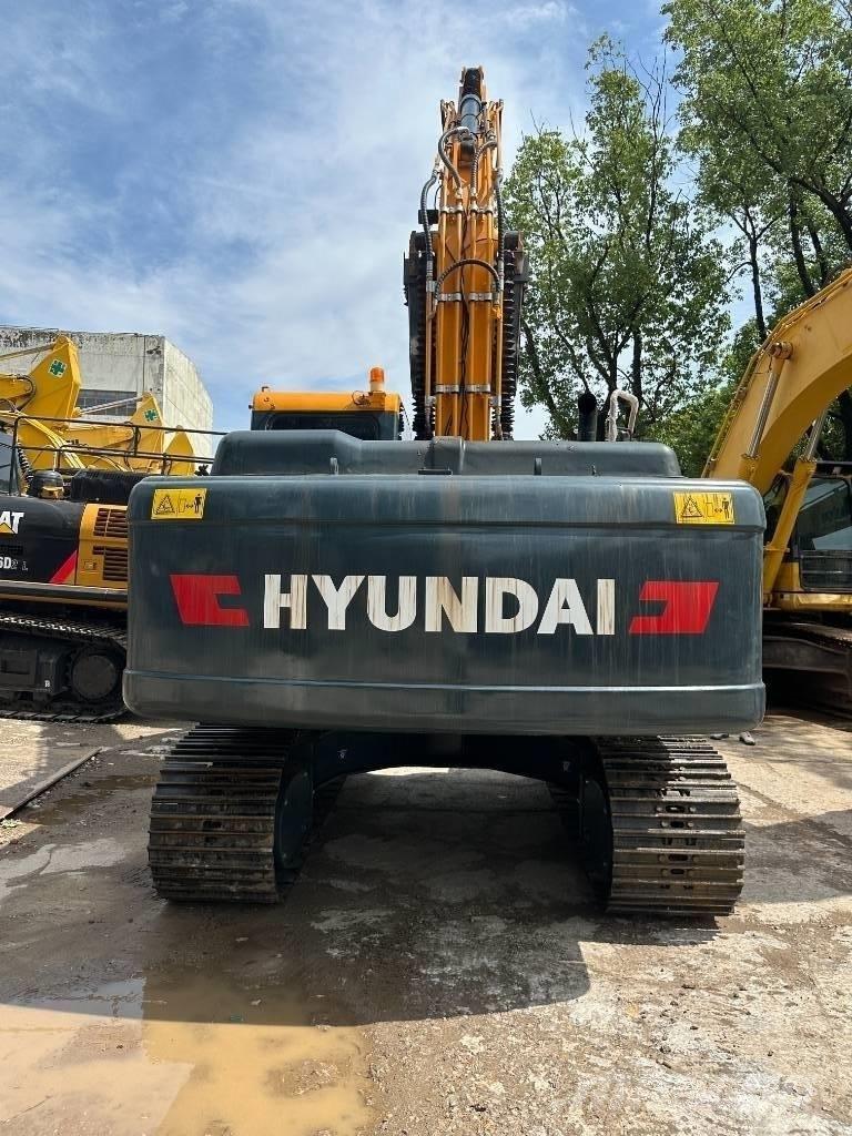 Hyundai 220LC-9S Vikšriniai ekskavatoriai