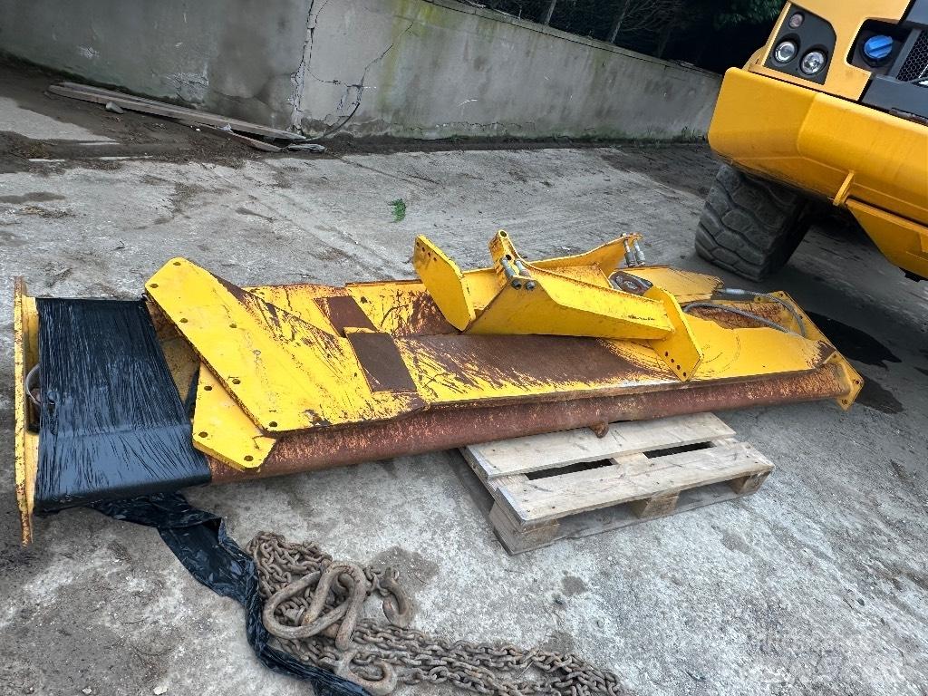 Volvo A40G Karjeriniai savivarčiai