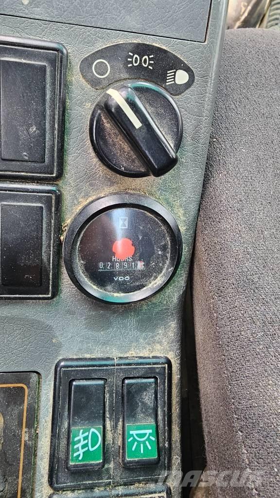 Volvo EW 140 B Ratiniai ekskavatoriai