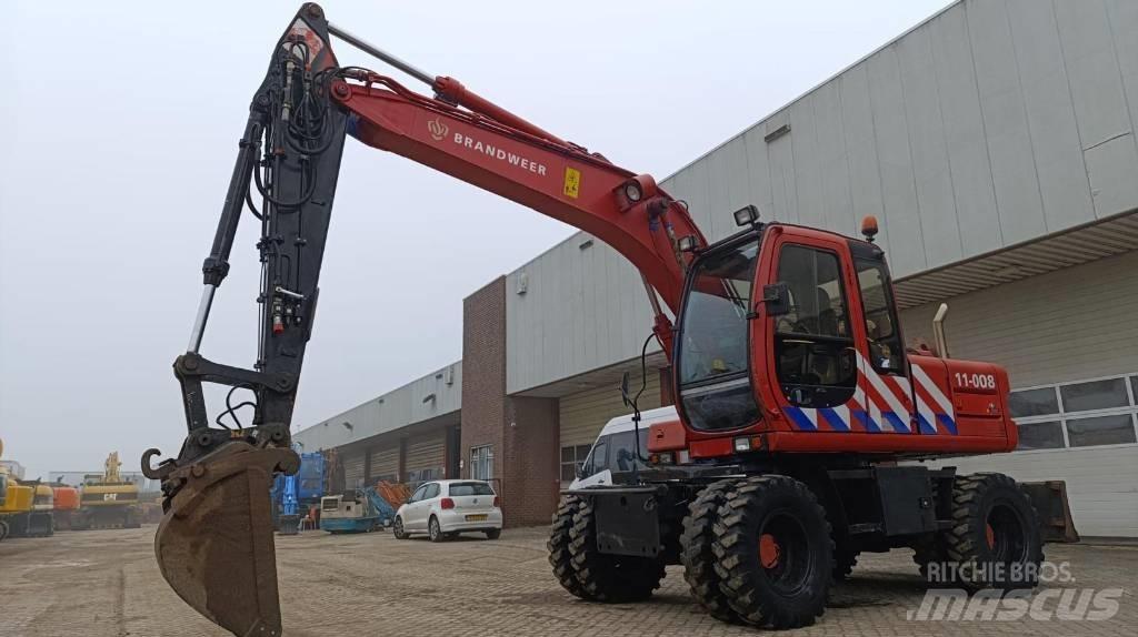 Fiat-Hitachi EX135W Ratiniai ekskavatoriai