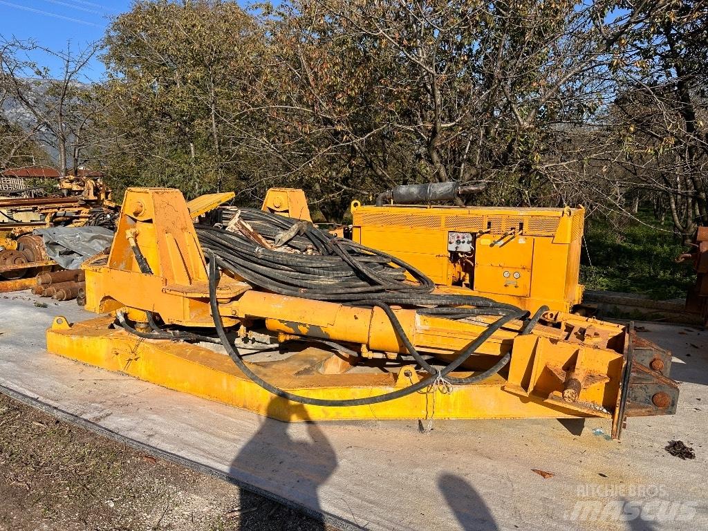 Bauer BV 1300 Osciliatoriai