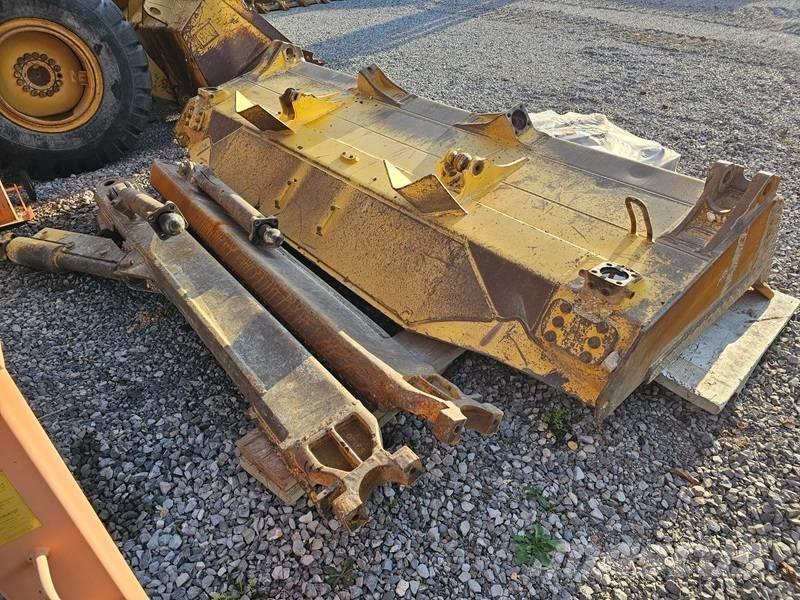 Komatsu D 65 WX-17 Vikšriniai buldozeriai