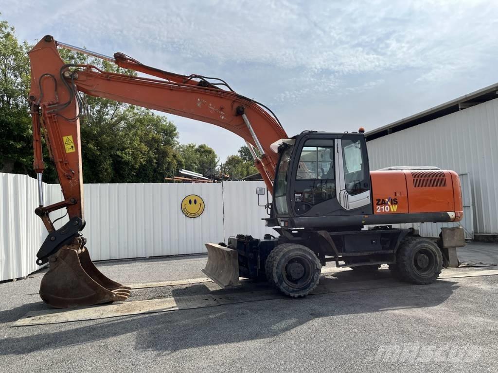 Hitachi ZX210W-3 Ratiniai ekskavatoriai