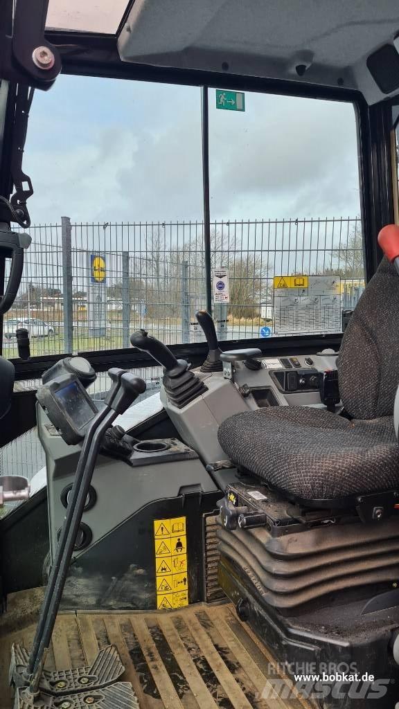 Bobcat E 60 Mini ekskavatoriai < 7 t