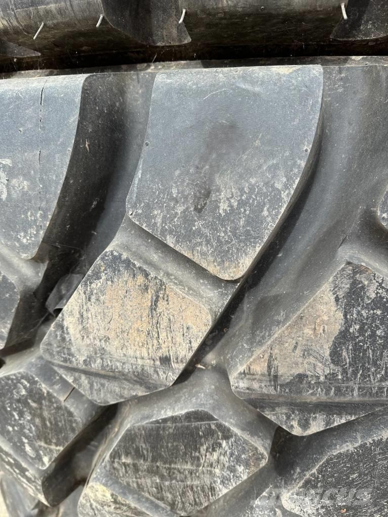  ROCK RADIAL 23.5R25 Padangos, ratai ir ratlankiai