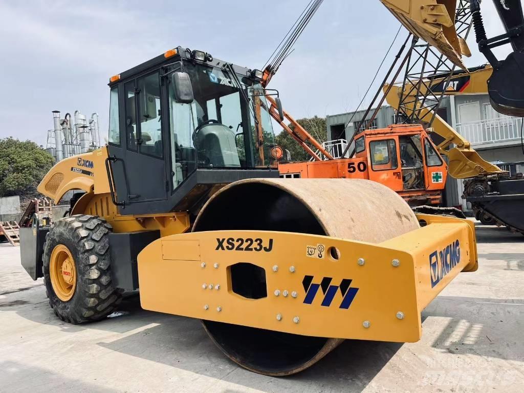 XCMG XS 223 J Vieno būgno volai
