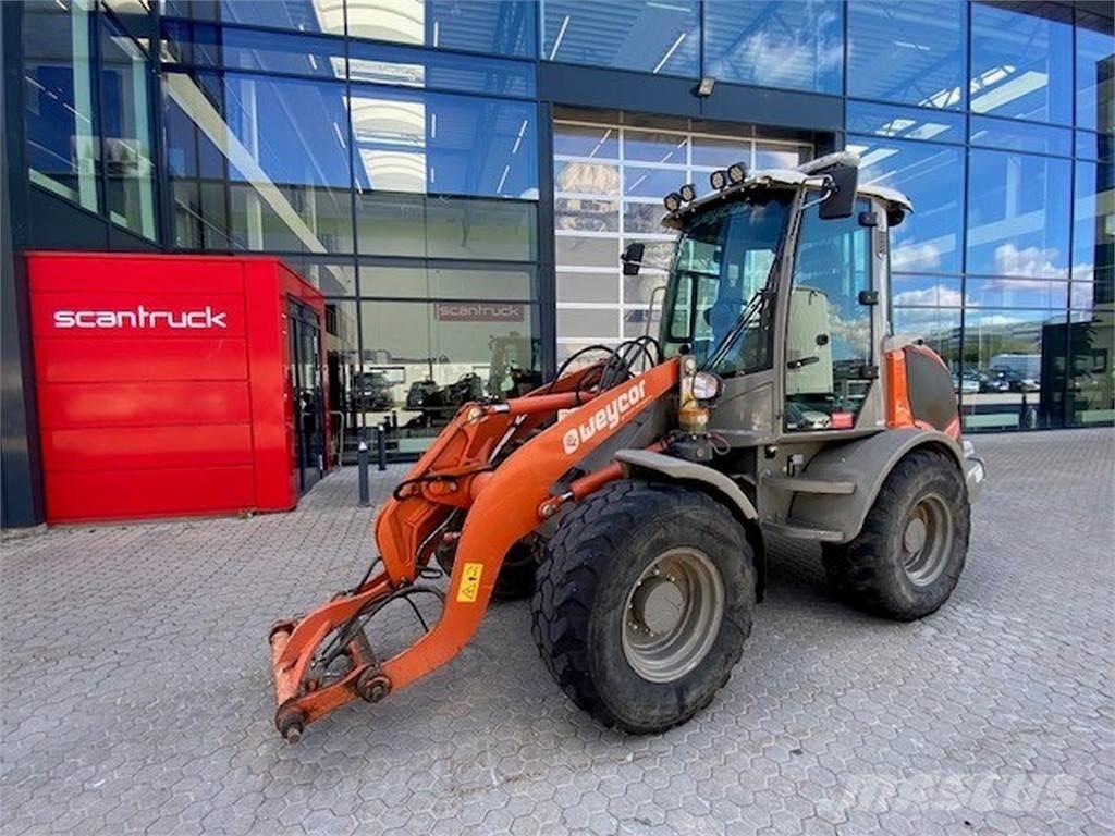 Weycor AR420 Daugiafunkciniai pakrovėjai