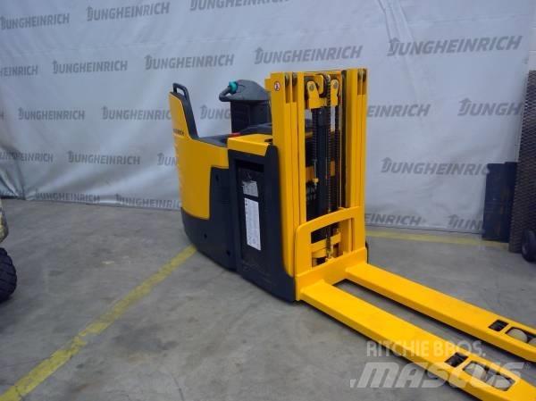 Jungheinrich ERD 220 Savaeigiai rietuvai
