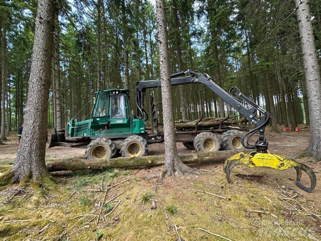 Timberjack 810 B Naudoti miškovežiai (Forvarderiai)