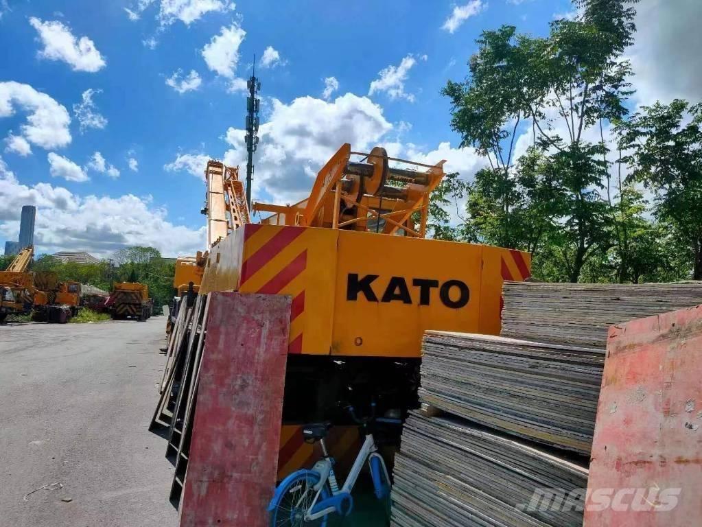 Kato NK 400 E Visureigiai kranai