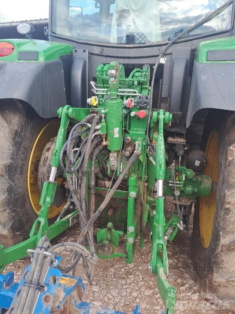 John Deere 6155R Traktoriai