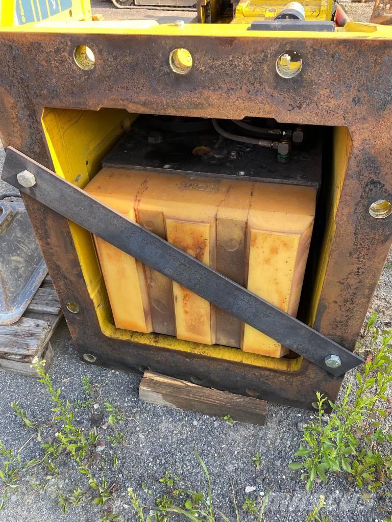 Epiroc HB7000 Hidrauliniai kūjai / Trupintuvai