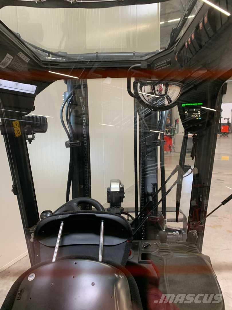 Linde E16 Elektriniai šakiniai krautuvai