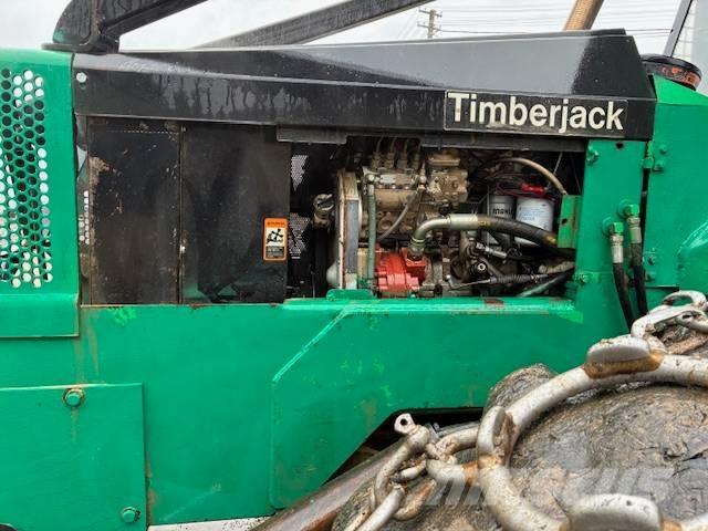 Timberjack 240C Skiedrovežiai