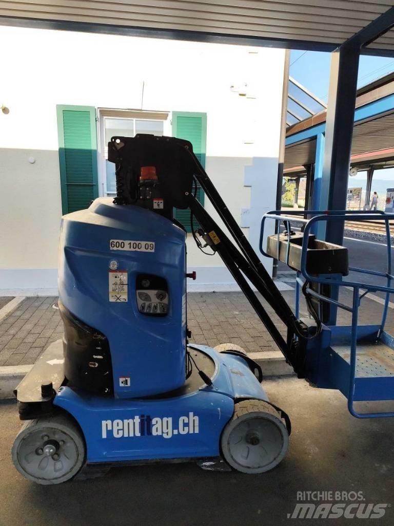 Manitou 100 VJR Vertikalūs stiebiniai keltuvai