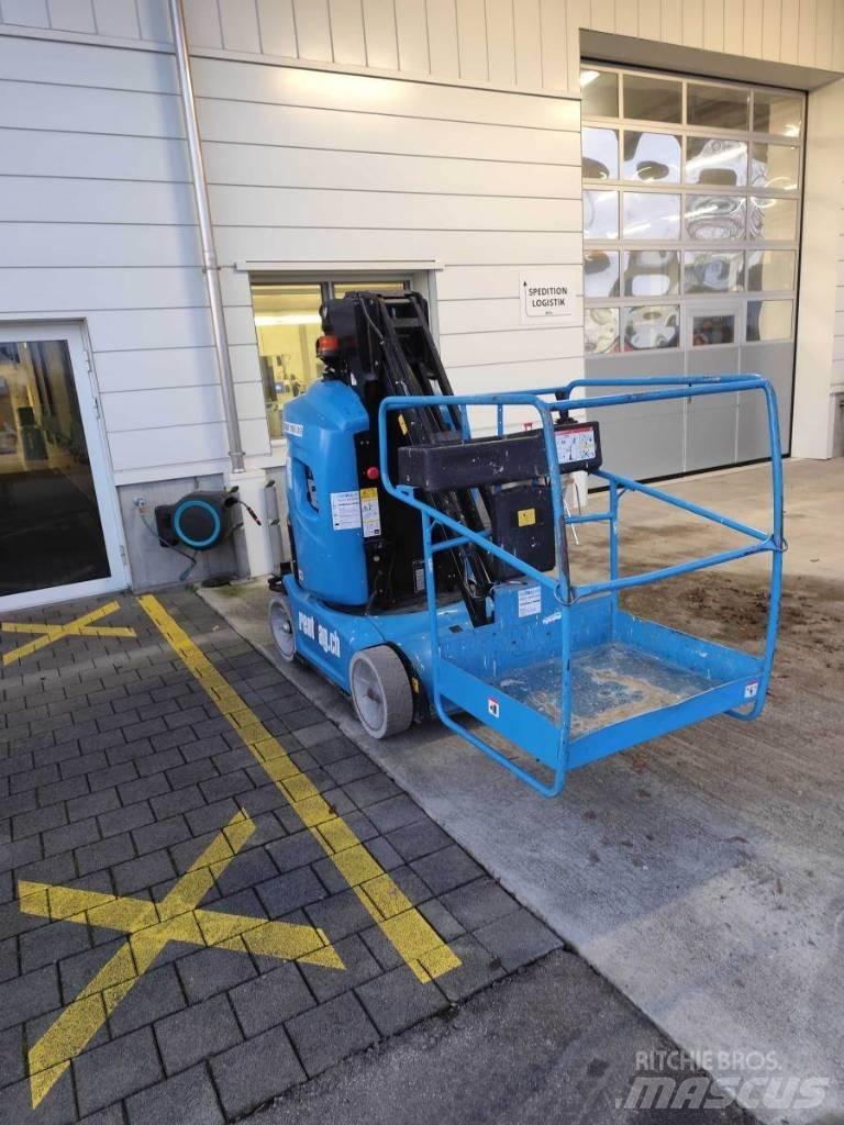 Manitou 100 VJR Vertikalūs stiebiniai keltuvai