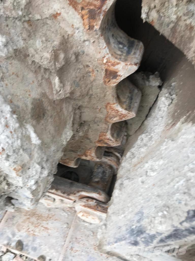 CAT 365 C L ME Vikšriniai ekskavatoriai