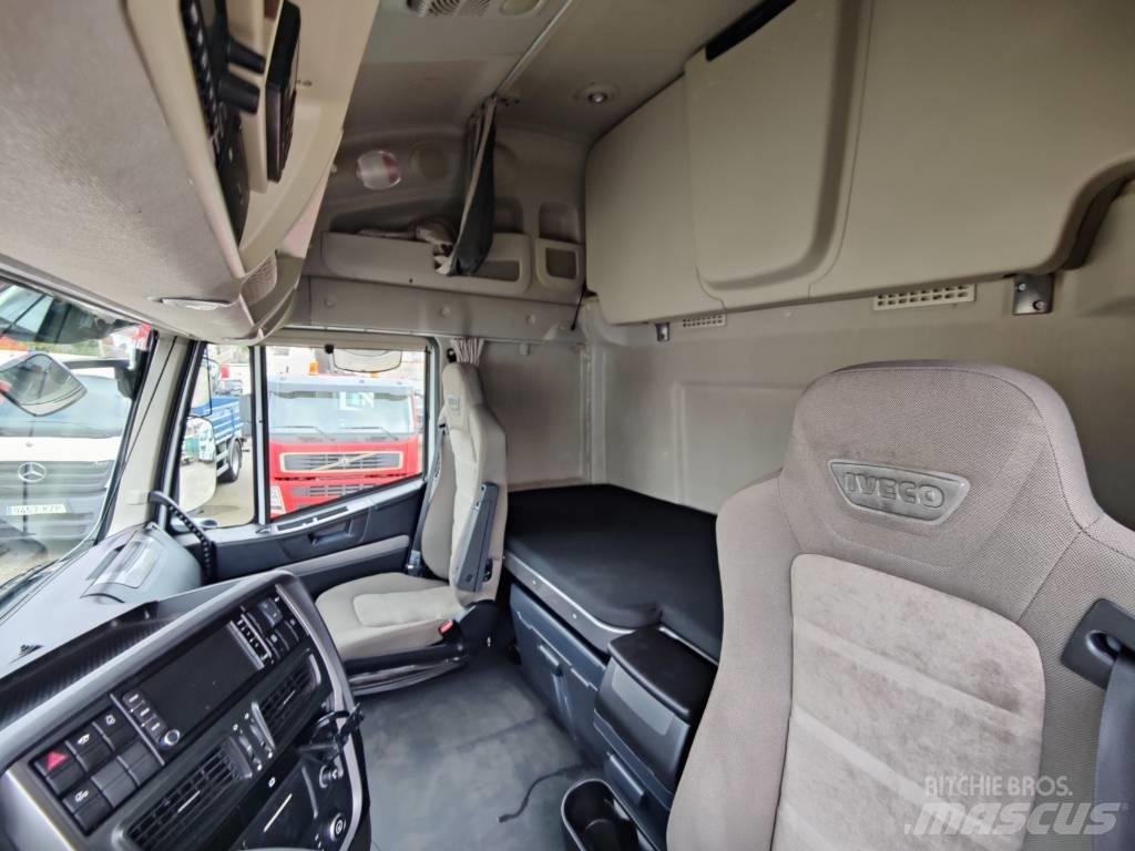 Iveco AS 440 S50 Naudoti vilkikai