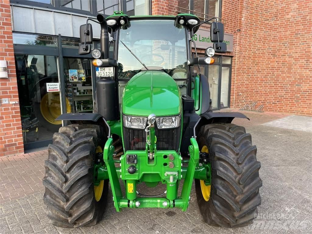 John Deere 5120M Traktoriai