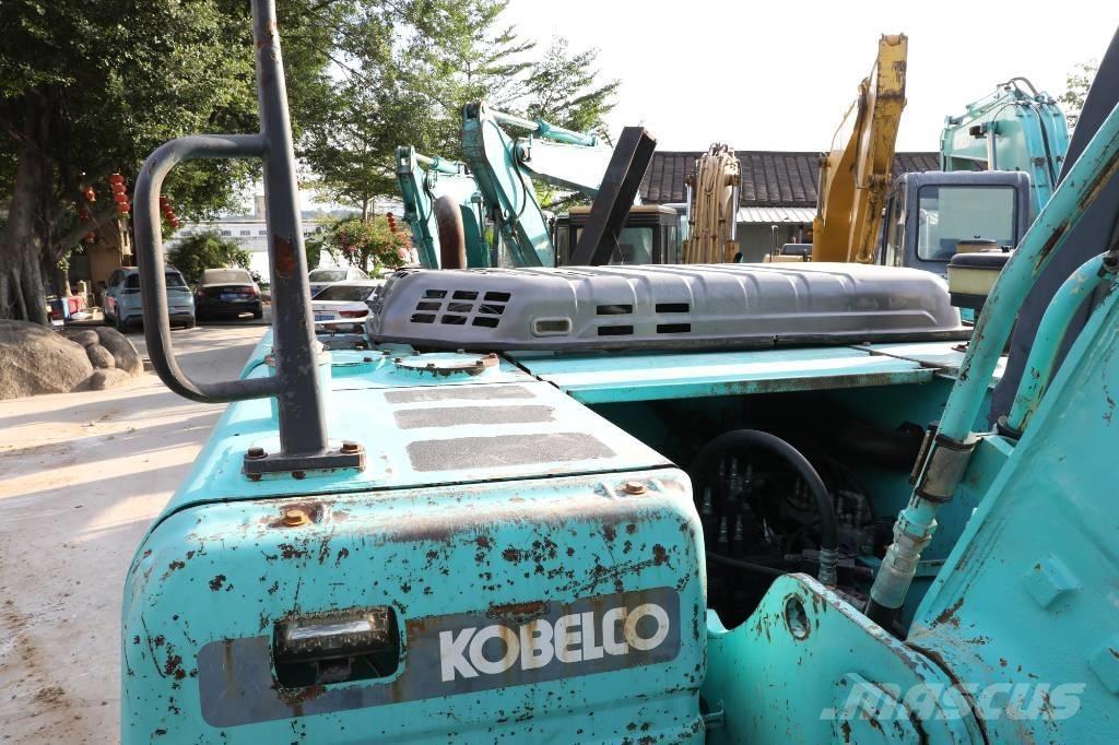 Kobelco SK 210-8 Vikšriniai ekskavatoriai