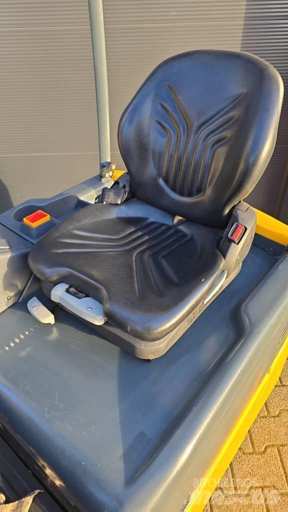Jungheinrich EFG 115 Elektriniai šakiniai krautuvai