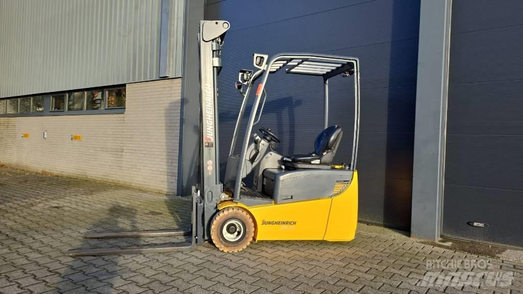 Jungheinrich EFG 115 Elektriniai šakiniai krautuvai