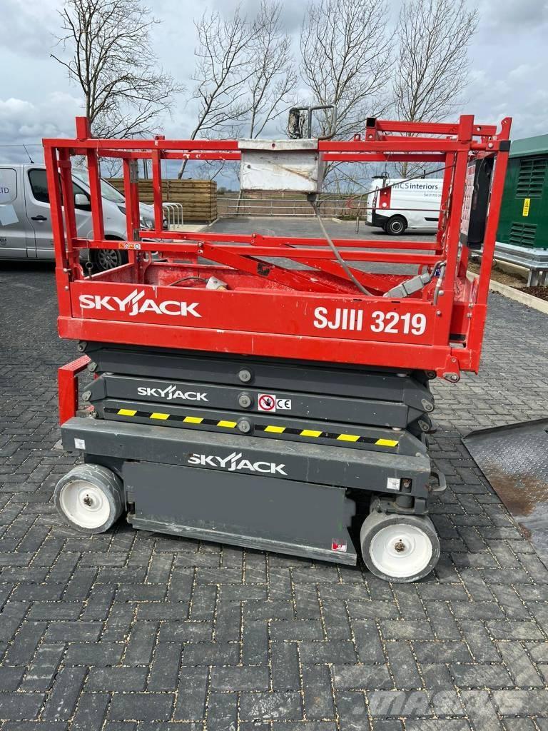 SkyJack SJ 3219 Žirkliniai keltuvai