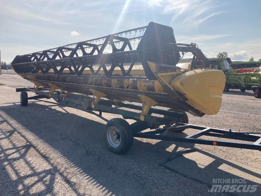 New Holland CR 9090 Derliaus nuėmimo kombainai