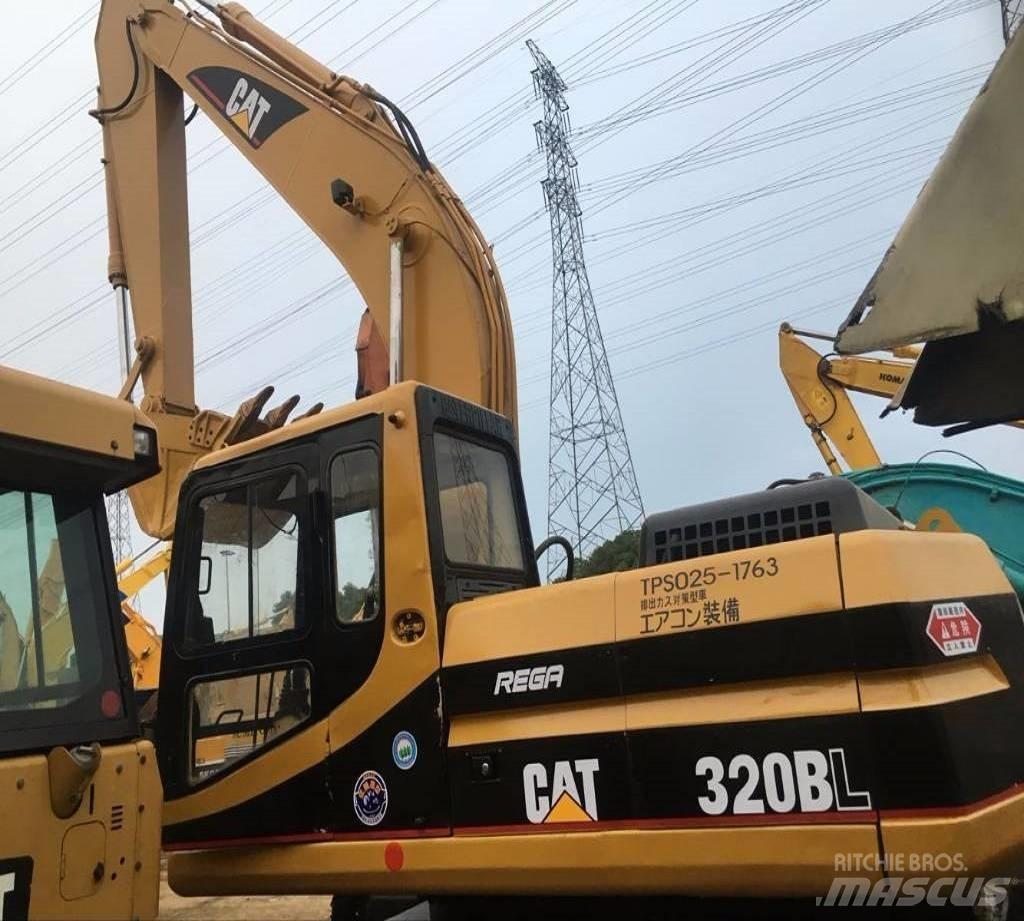 CAT 320 B Vikšriniai ekskavatoriai