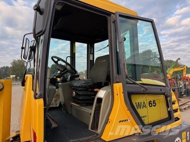 Komatsu WA 65-3 Naudoti ratiniai krautuvai