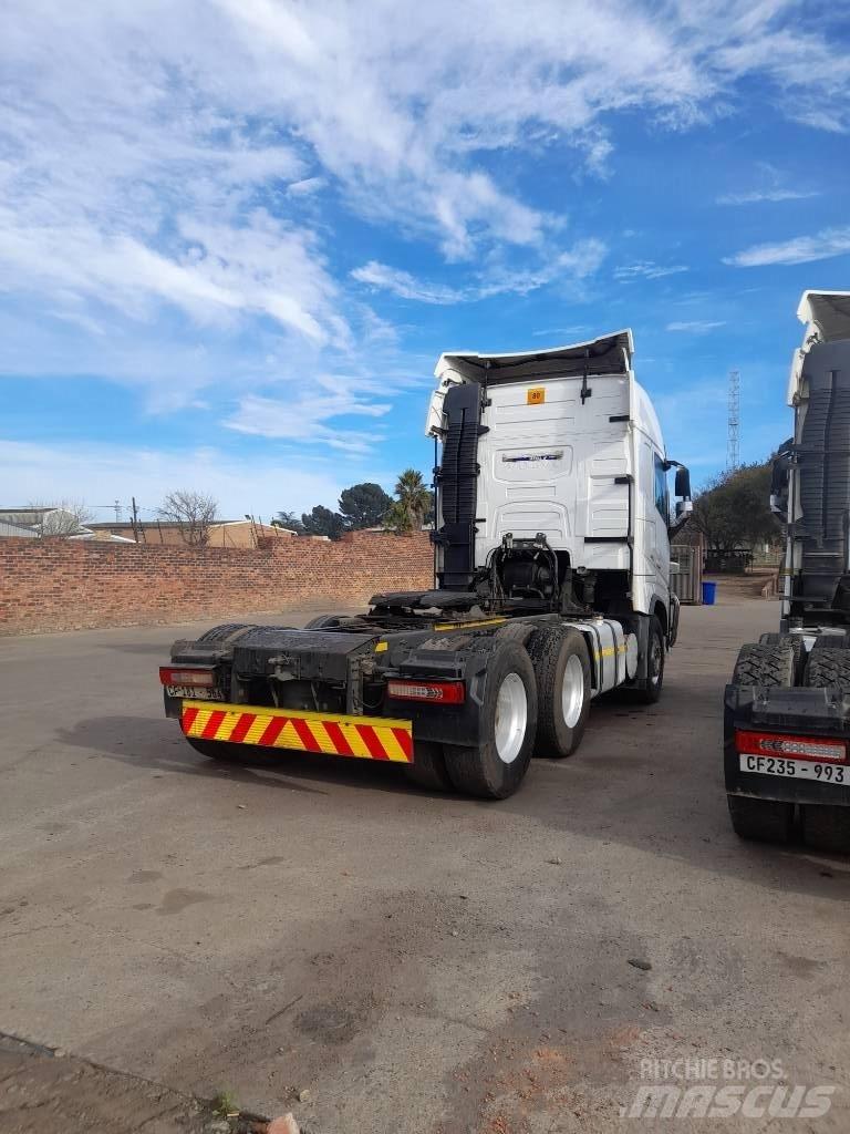 Volvo FH 440 Naudoti vilkikai