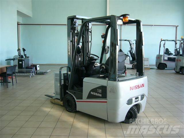 Nissan TX3-16 Elektriniai šakiniai krautuvai
