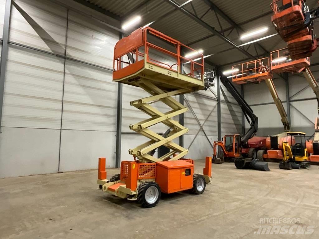 JLG 260 MRT Žirkliniai keltuvai