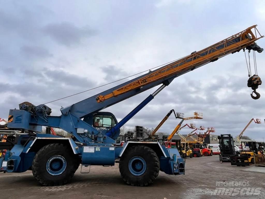 Terex RT780 Neapdoroto reljefo kranai