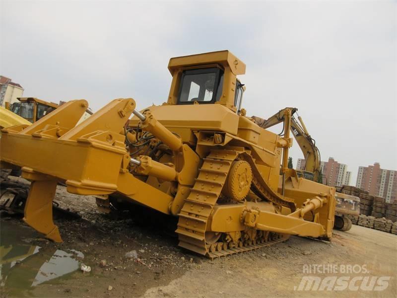 CAT D 10 Vikšriniai buldozeriai