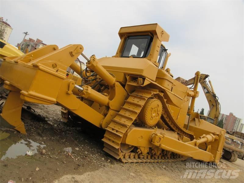 CAT D 10 Vikšriniai buldozeriai