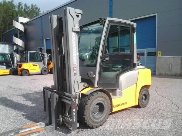 Jungheinrich TFG 430 LPG (dujiniai) krautuvai