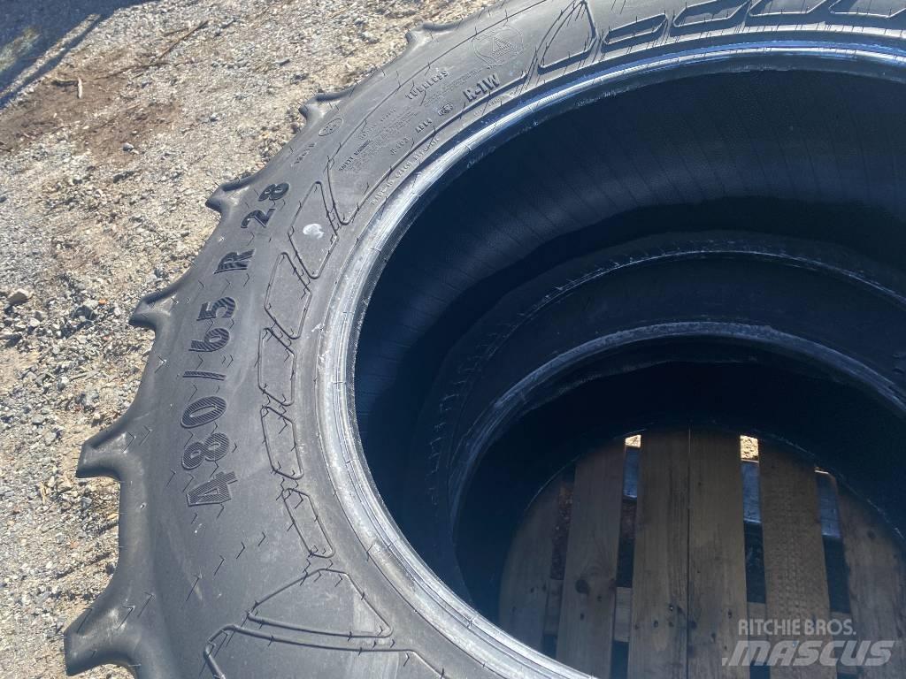 Mitas 480/65 R28 Padangos, ratai ir ratlankiai