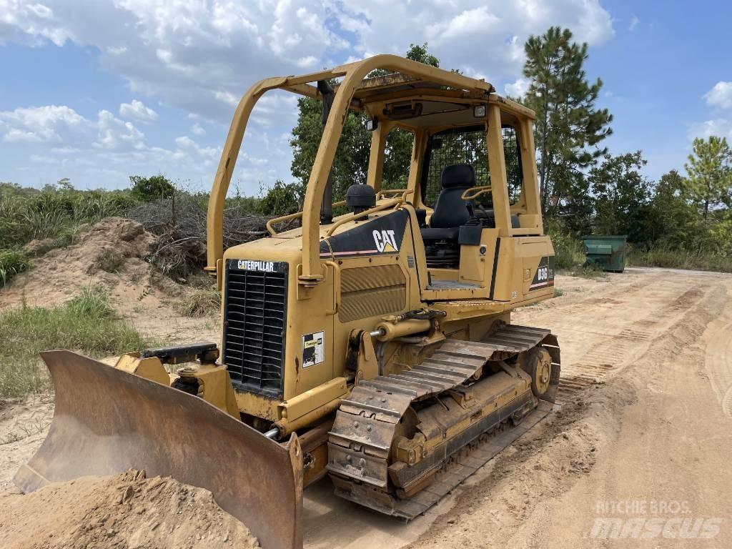 CAT D3G XL Vikšriniai buldozeriai