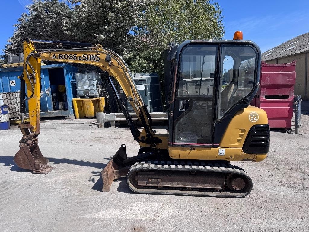 CAT 302.5 Mini ekskavatoriai < 7 t