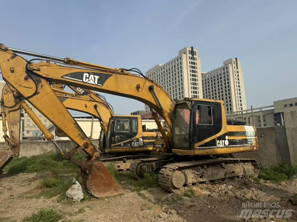 CAT 320 B L Vikšriniai ekskavatoriai