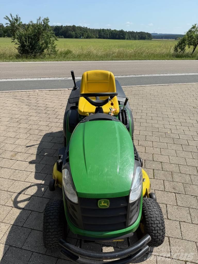 John Deere X 155 R Sodo traktoriukai-vejapjovės