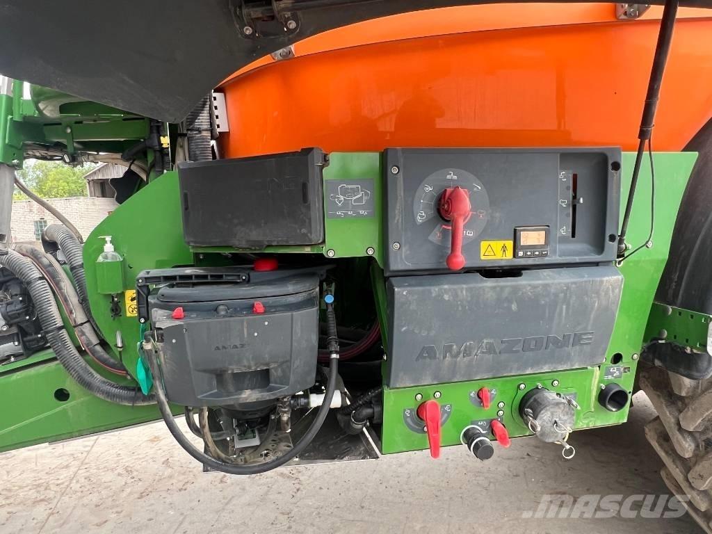 Amazone UX 11201 Trąšų purkštuvai