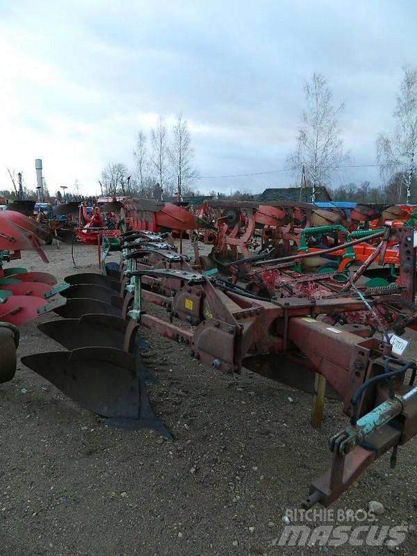 Kverneland 5 Standartiniai plūgai